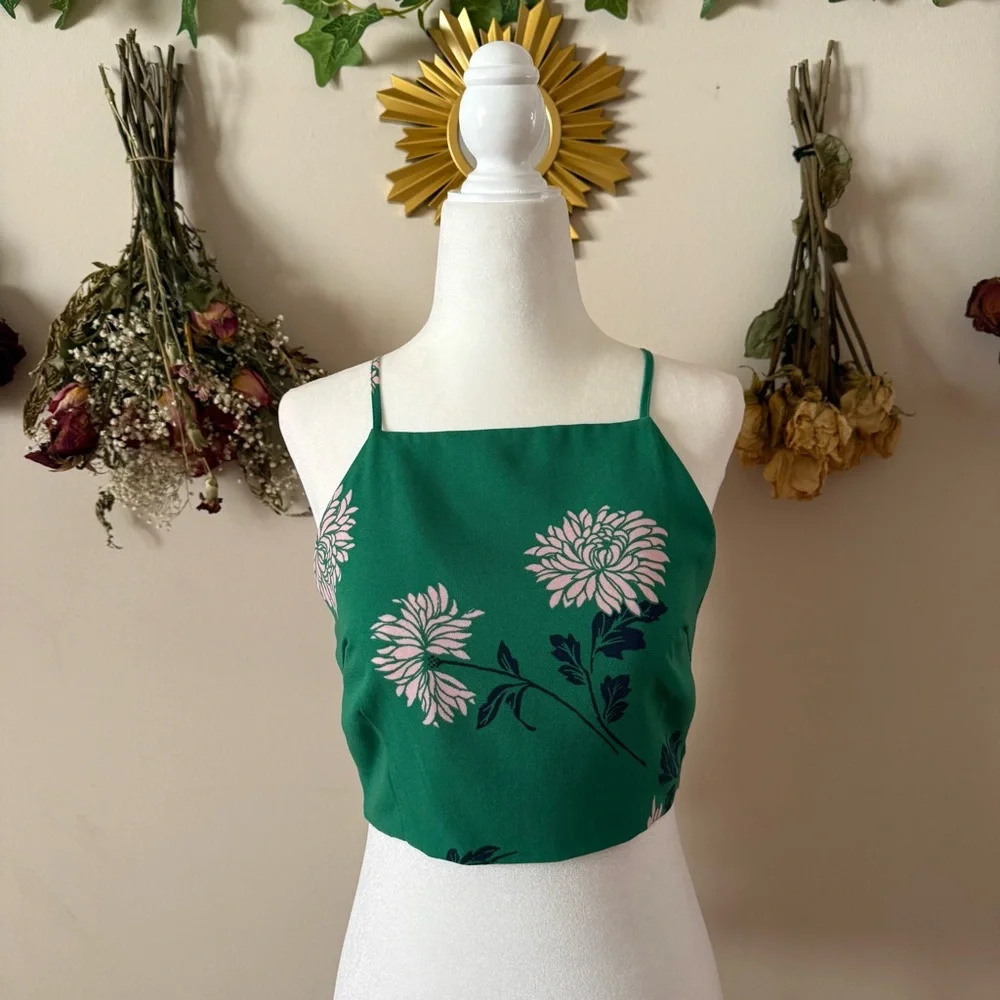Forever 21 Green Floral Square-Neck Tie Back Crop Top - Picture 2 of 5